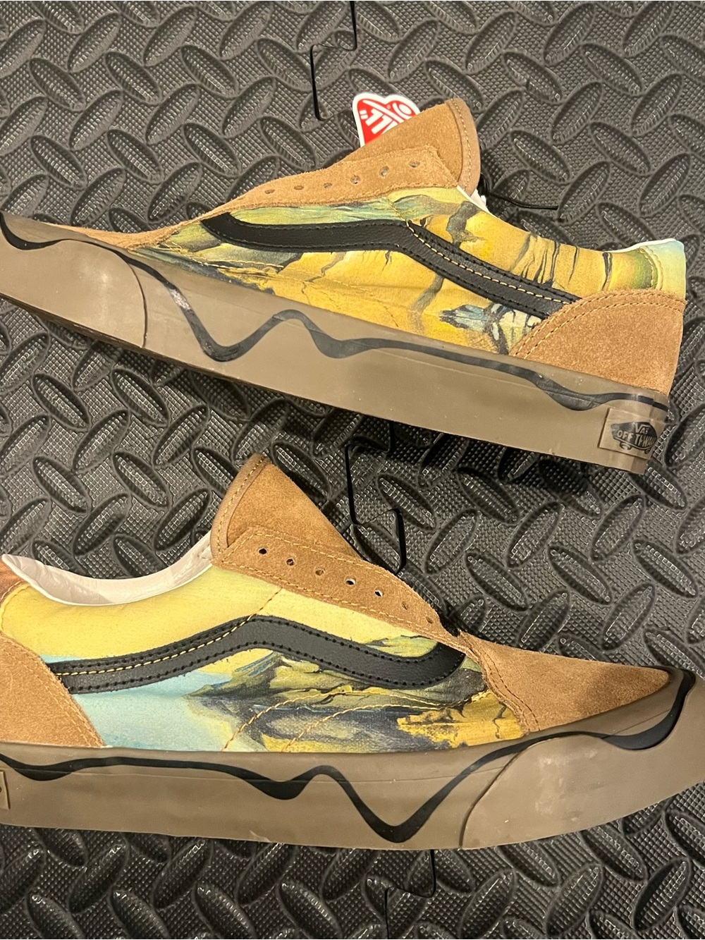 Vans x MoMA Old Skool ‘Salvador Dali’s The Persistence Of Memory’ Size 7.5